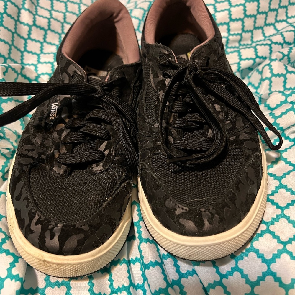 VANS Stylish Brown and Black Sneakers